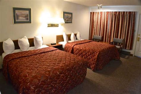 - Rooms & Rates | Jackson WY Motels | Golden Eagle Inn