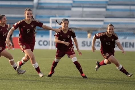 Bravo Venezuela Vinotinto Femenina Sub 20 goleó a Perú