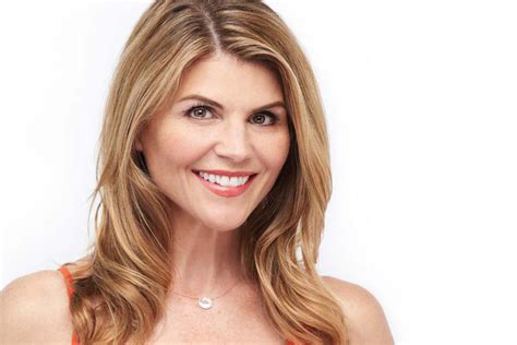 Lori Loughlin Bio Age Net Worth Controversy And Facts Gud Story