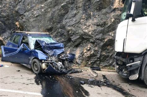 Težak udes auta i kamiona na putu Banjaluka Jajce BN