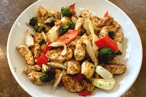 Air Fryer Chicken And Vegetables An Easy Low Carb Recipe