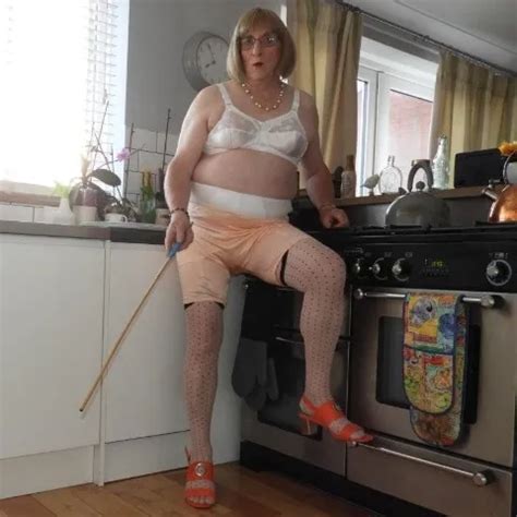Spunking Suzy S Knickers Gay Porn XHamster