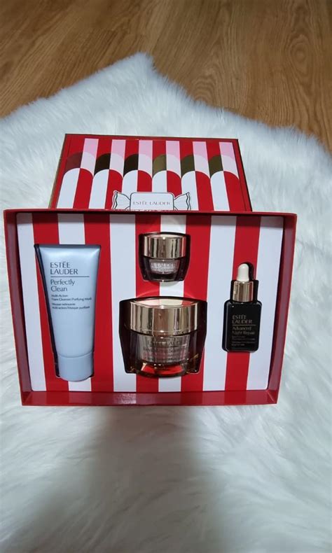 Estee Lauder gift set Brand New, Beauty & Personal Care, Face, Face ...