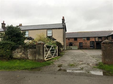 Burton Lodge Farm Eirian Evans Cc By Sa 2 0 Geograph Britain And