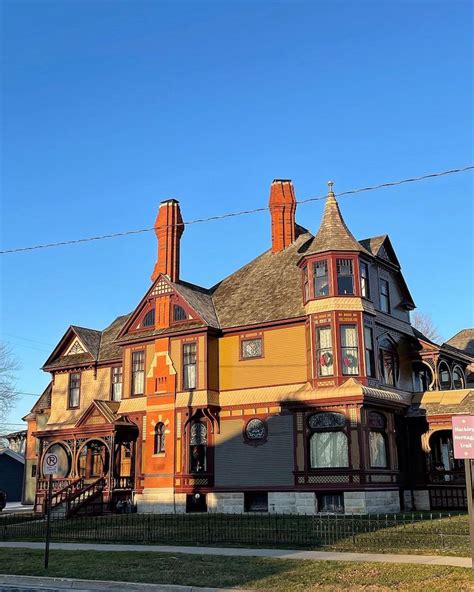 Hackley Hume Mansions In Muskegon Michigan Photos Pricey Pads