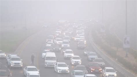 Huge Tailbacks On Dubai Sharjah Roads Thick Fog Engulfs Uae Sunday