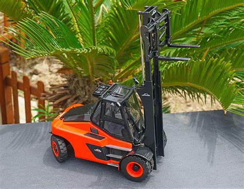 Original factory 1:25 Linde forklift models for gift, collection,toy – Classic Models Wholesale ...