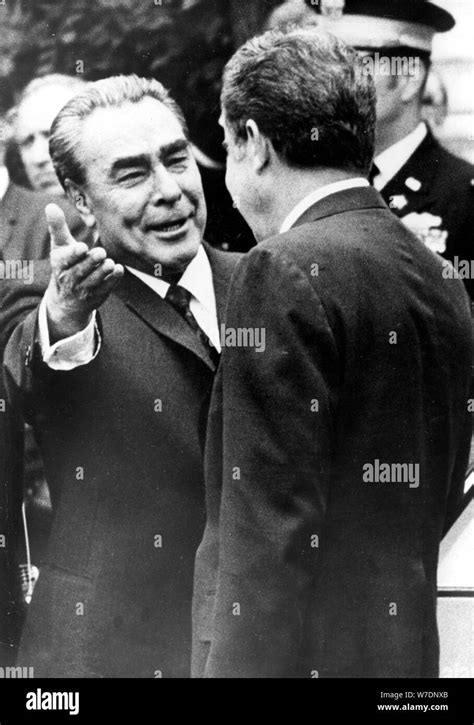 Brezhnev and nixon hi-res stock photography and images - Alamy