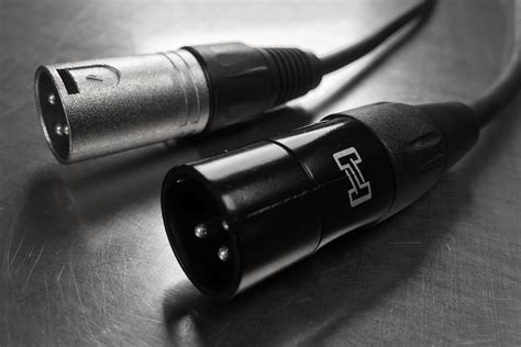 Xlr Vs Dmx Cables What S The Difference Hosa