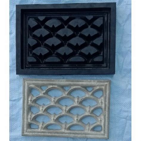 Rubber Ventilation Jali Mould Size 6 X 9 Inch At 400 Piece In