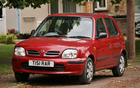 T151 RAR 2 1999 Nissan Micra GX 1 3i Auto 5 Door Nivek Old Gold