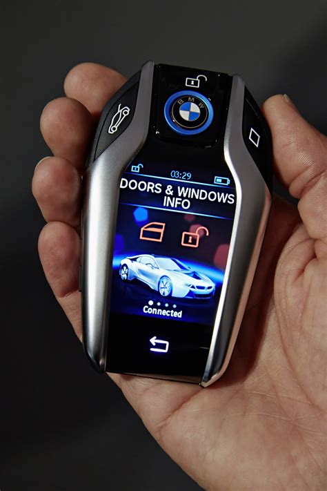 I Key Fob With Display Brought Out By Bmw At Ces Autoevolution