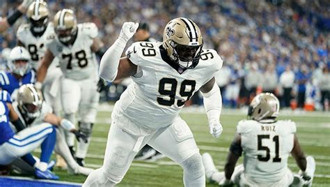 Saints Get Back On Track Into Tie For Nfc South Lead The Vicksburg