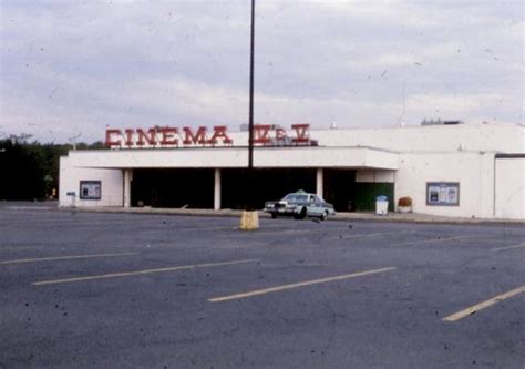 Glendale 4-6 in Indianapolis, IN - Cinema Treasures