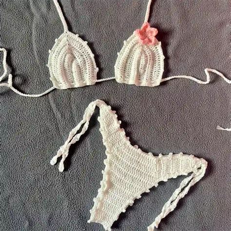 Bikini hawaiano con punto picot Frente al mar Mary Crochet El Yerro Menú