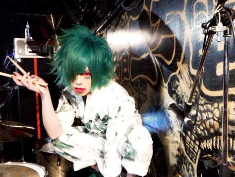 Pin by lala ୨୧ on gulu gulu | Visual kei, Jrock, Visual 