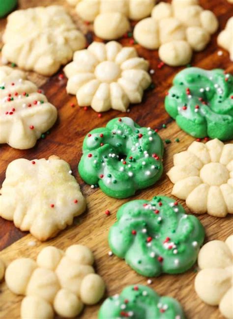 Perfect Spritz Cookies | Cookies and Cups