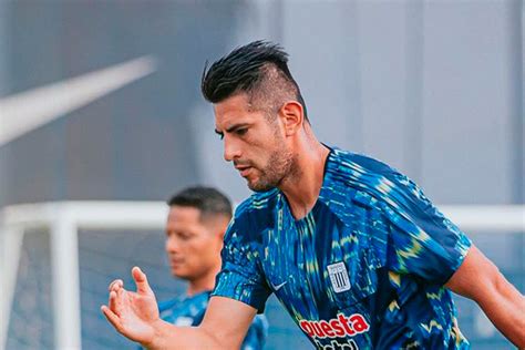 Carlos Zambrano Se Meter A Al Once De Alianza Lima Para Amistoso Ante