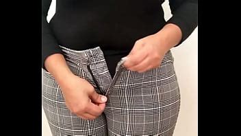 India Sexy Se Quita El Vestido Formal Y Se Pone Lencer A Xvideos