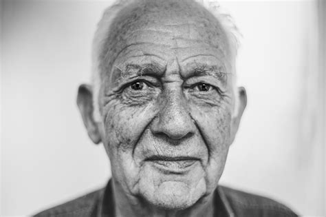 Are Older White Male Actors Over 60 Facing a Hollywood Crisis? - 37401zw