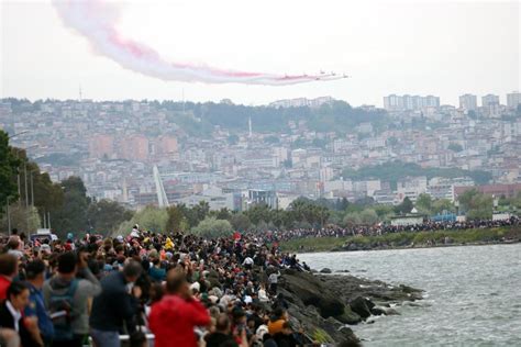 Türk Yıldızları ve Solo Türk gösterileri nefes kesti Güncel Haberler