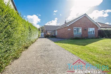 Bed Detached Bungalow For Sale In Beach Road Sea Palling Norwich