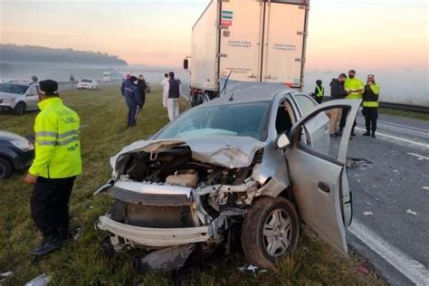 Dos Accidentes En La Autopista Santa Fe Rosario Esperanza D A X D A