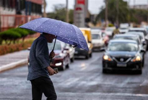 Alerta de muita chuva Inmet divulga alerta para tempestades até o dia