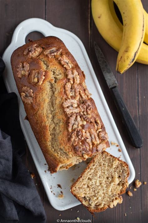 Banana Bread Con Noci Ricetta Senza Burro Anna On The Clouds