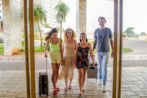 Baixa Temporada Descontos No Hot Beach Parques Resorts PicNews