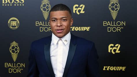 Kylian Mbappé met deux vents incroyables en 60 secondes chrono lors de