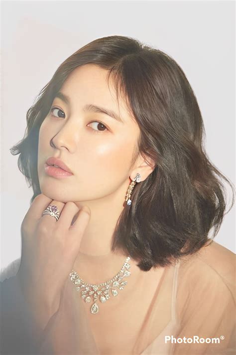 Song Hye Kyo Cute Poses For Pictures Korean Actresses Graphic Design