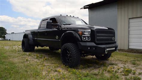 Ford F350 Dually On 22x12 Fuel Maverick Youtube