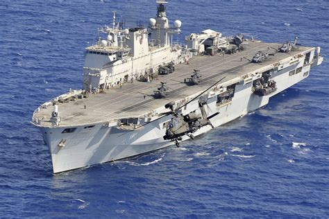 Hms Ocean Nota Da Marinha Do Brasil Sobre A Possível Compra Do Navio