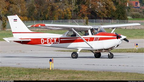 D ECXJ Reims Cessna F172M Skyhawk Flugschule Geisenfelder