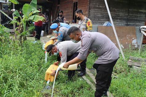 Jaga Kamtibmas Polres Nabire Laksanakn Razia Miras Lokal Jelang Natal