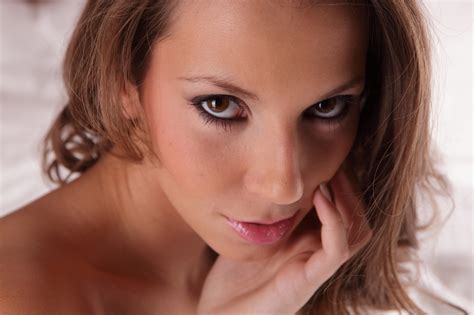 Amateur Girl WD Porn Pic