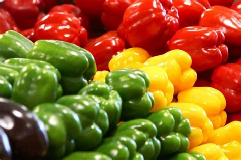 Защо са толкова полезни чушките? | Vega Fruits - произвдоство на домати ...