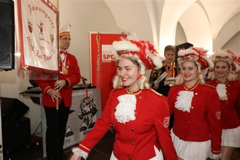 Karnevalsauftakt Der SPD Im Rathaus Bonn Weiss Rot Roettgens Webseite