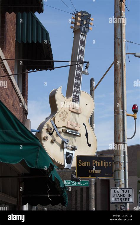 Sun Studio On Sam Phillips Avenue Memphis Tennessee Usa Stock Photo Alamy