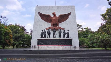 Berkunjung ke Monumen Pancasila Sakti