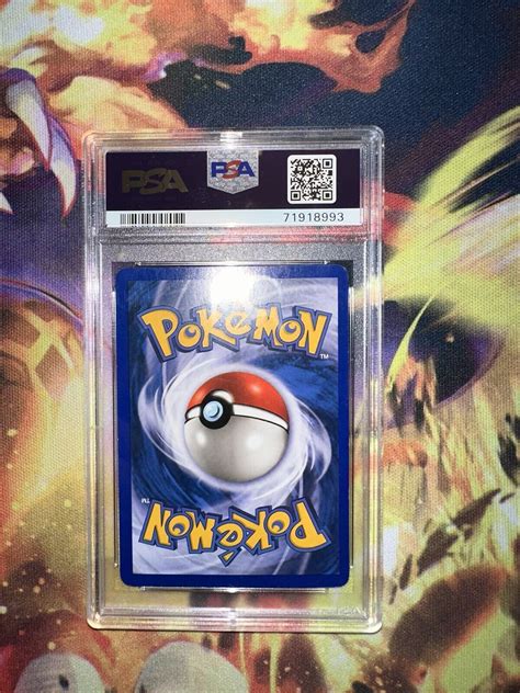 Mavin Pokemon Umbreon Holo Rare Aquapolis H29 H32 PSA 4 OG Moonbreon