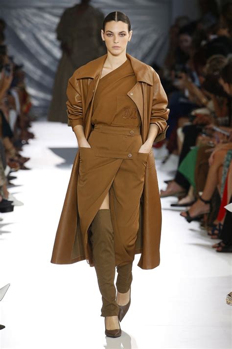 Max Mara Ready To Wear Fashion Show Collection Spring Summer 2019