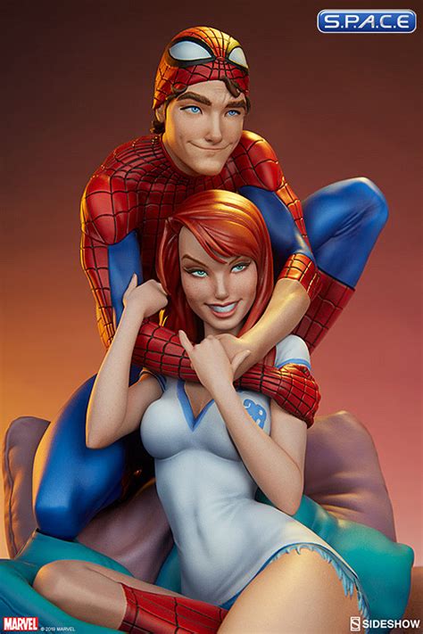 Spider Man And Mary Jane Maquette Marvel