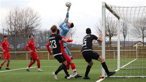 Fußball Bezirksliga TSV Münchingen Thomas Tuchel und Ahmet Yenisen