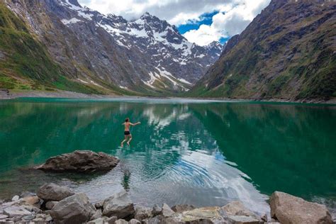 Lake Marian Track A Guide To The Trail Know Before You Go