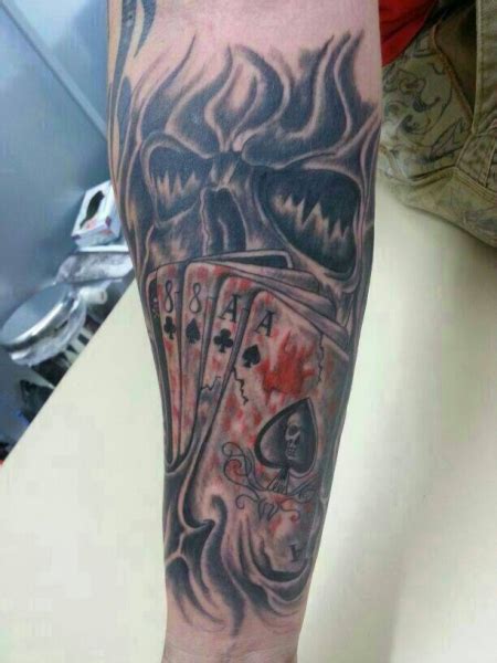 ZeislMC: Dead man´s hand | Tattoos von Tattoo-Bewertung.de