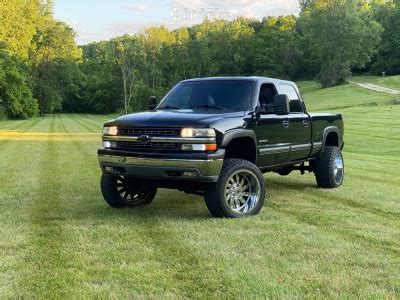 2001 Chevrolet Silverado 1500 HD With 20x10 19 Gear Off Road Pivot And