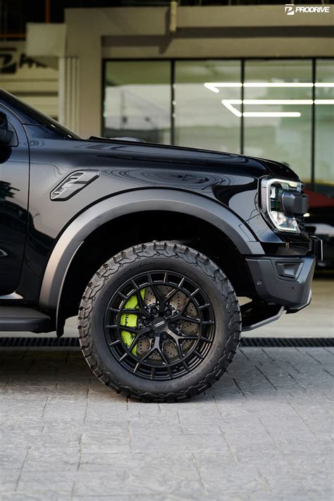 Vossen HFX 1 20 X Ford Raptor 11 Prodrive Thailand