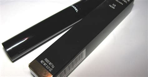 The Beauty Alchemist: Chanel- Le Volume De Chanel Mascara